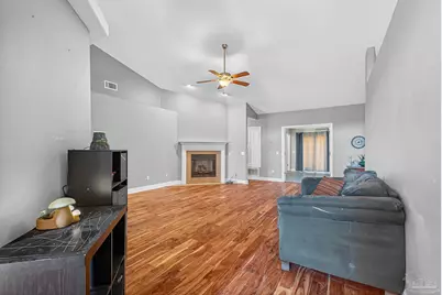 5589 Colinas Verde Dr, Milton, FL 32570 - Photo 13