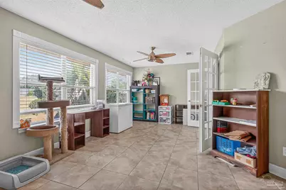 5589 Colinas Verde Dr, Milton, FL 32570 - Photo 15