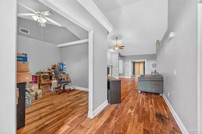 5589 Colinas Verde Dr, Milton, FL 32570 - Photo 9