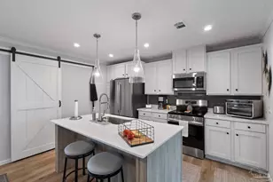 7984 Twin Lake Dr, Milton, FL 32583 - Photo 17