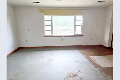 1631 E Maura St, Pensacola, FL 32503 - Photo 3