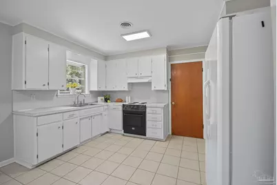 6190 Arbutus Dr, Pensacola, FL 32504 - Photo 11