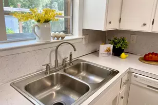 6190 Arbutus Dr, Pensacola, FL 32504 - Photo 13