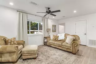 3275 Adrian Rd, Pensacola, FL 32504 - Photo 9