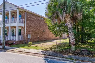 400 Blk W Intendencia St, Pensacola, FL 32502 - Photo 1