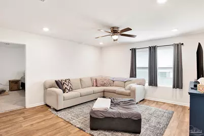 5581 Galahad Trl, Milton, FL 32583 - Photo 5