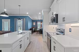 2043 Refuge Cir, Gulf Breeze, FL 32563 - Photo 13