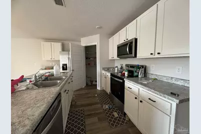 9663 Angel Oak Dr, Pensacola, FL 32526 - Photo 3