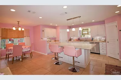 2301 Majestic Dr, Pensacola, FL 32534 - Photo 13