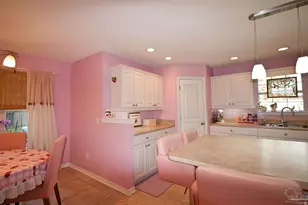 2301 Majestic Dr, Pensacola, FL 32534 - Photo 11