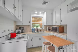 17 Linda St, Pensacola, FL 32506 - Photo 7