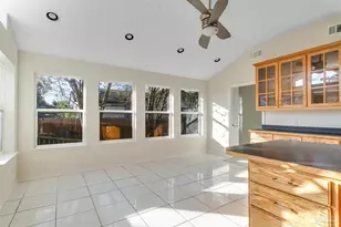 327 Gibbs Rd, Pensacola, FL 32507 - Photo 15