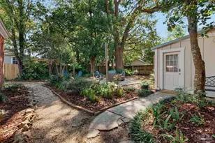 1813 E Maxwell St, Pensacola, FL 32503 - Photo 47