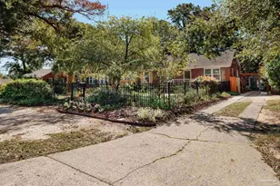 1813 E Maxwell St, Pensacola, FL 32503 - Photo 3