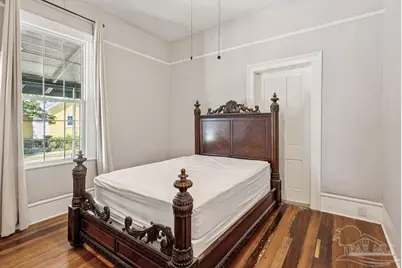 600 E Jackson St, Pensacola, FL 32501 - Photo 9