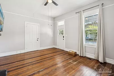 600 E Jackson St, Pensacola, FL 32501 - Photo 5