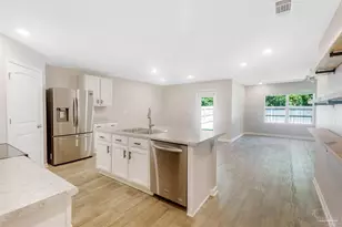 6293 Churchill Cir, Milton, FL 32583 - Photo 19