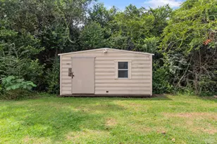 203 Booth Ave, Cantonment, FL 32533 - Photo 21