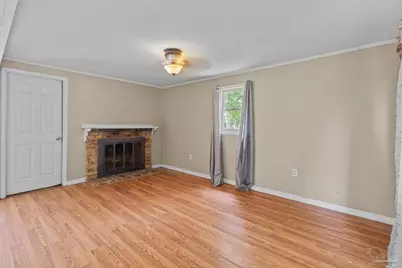 203 Booth Ave, Cantonment, FL 32533 - Photo 5