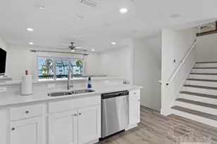 16104 Innerarity Point Rd, Pensacola, FL 32507 - Photo 13