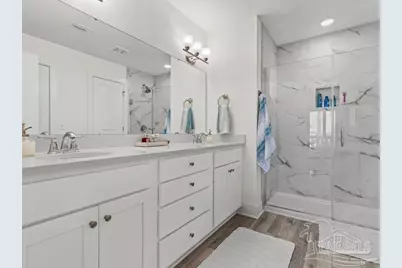 16104 Innerarity Pt Rd, Pensacola, FL 32507 - Photo 17