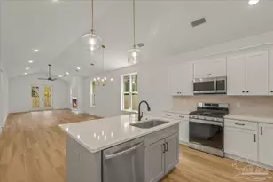 2807 E Gonzales St, Pensacola, FL 32503 - Photo 5