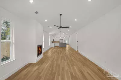 2807 E Gonzales St, Pensacola, FL 32503 - Photo 11