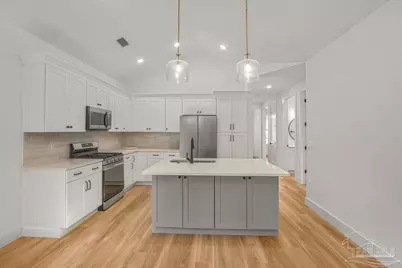 2807 E Gonzales St, Pensacola, FL 32503 - Photo 7