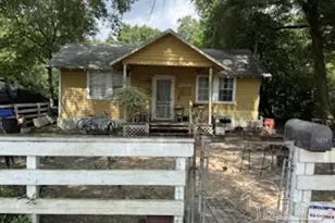 2816 W Lloyd St, Pensacola, FL 32505 - Photo 1