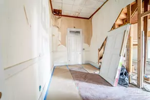 400 W Gregory St, Pensacola, FL 32502 - Photo 15