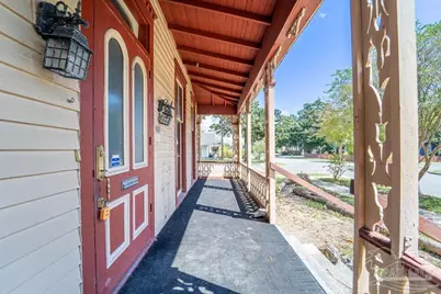 400 W Gregory St, Pensacola, FL 32502 - Photo 5