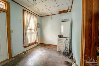 400 W Gregory St, Pensacola, FL 32502 - Photo 13