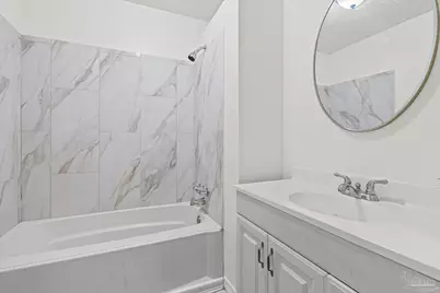 5120 W Fairfield Dr, Pensacola, FL 32506 - Photo 11