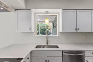 1604 Sumatra Ln, Gulf Breeze, FL 32563 - Photo 17