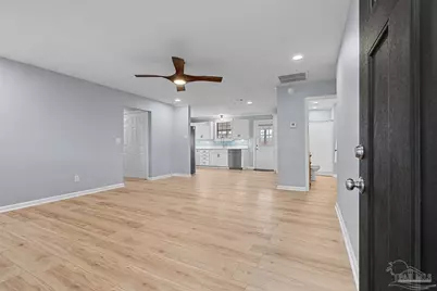 5968 Capitol Dr, Gulf Breeze, FL 32563 - Photo 9