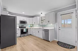 5968 Capitol Dr, Gulf Breeze, FL 32563 - Photo 17