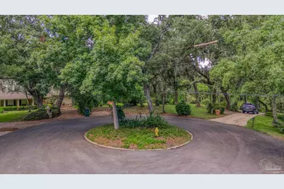 421 Canterbury Ln, Gulf Breeze, FL 32561 - Photo 13