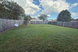 8964 Abbington Dr, Pensacola, FL 32534 - Photo 9