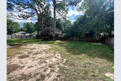 6843 Lake Charlene Dr, Pensacola, FL 32506 - Photo 17