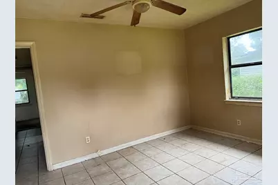 39 Randolph Dr, Pensacola, FL 32506 - Photo 3