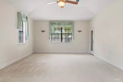 2075 Ceylon Rd, Pensacola, FL 32526 - Photo 29