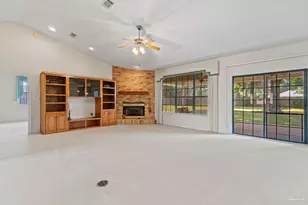2075 Ceylon Rd, Pensacola, FL 32526 - Photo 11