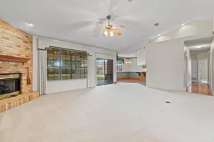 2075 Ceylon Rd, Pensacola, FL 32526 - Photo 13