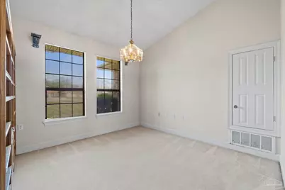 2075 Ceylon Rd, Pensacola, FL 32526 - Photo 15