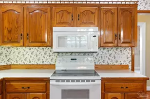 2075 Ceylon Rd, Pensacola, FL 32526 - Photo 25