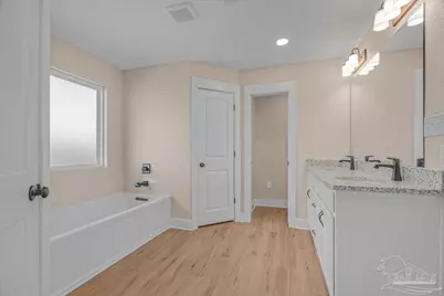 7721 Piper Cir, Milton, FL 32583 - Photo 31