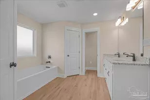 7721 Piper Cir, Milton, FL 32583 - Photo 31