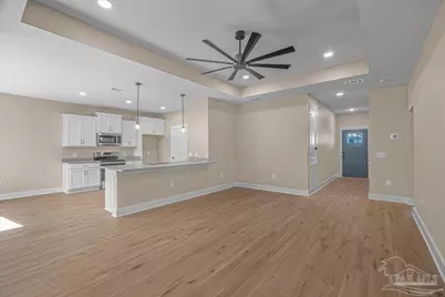 7721 Piper Cir, Milton, FL 32583 - Photo 13