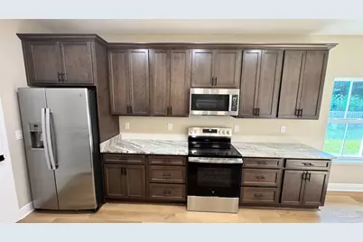 7711 Piper Cir, Milton, FL 32583 - Photo 9