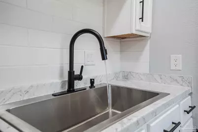 301 Chaseville St, Pensacola, FL 32507 - Photo 17